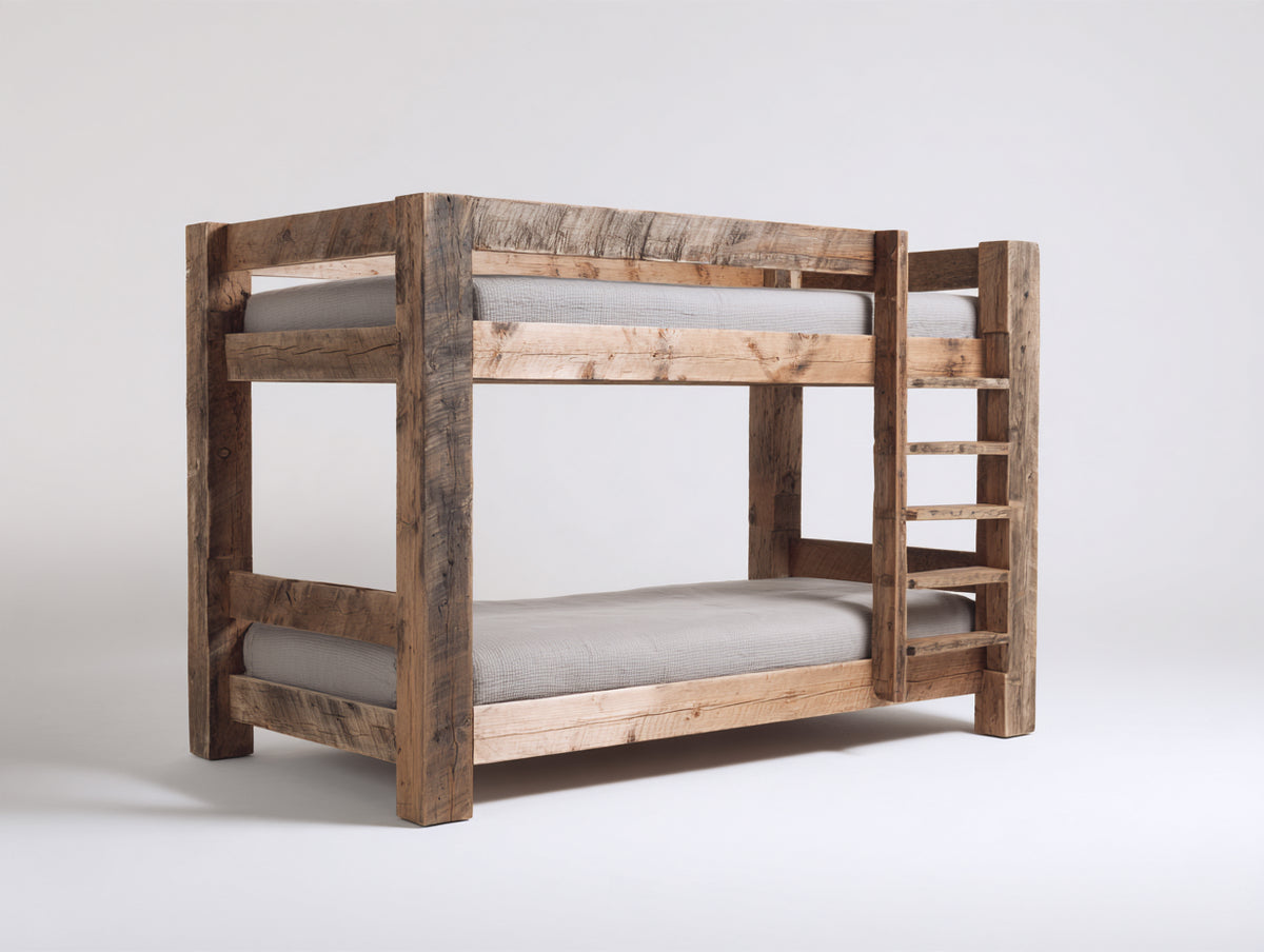 Etagenbett aus Massivholz 210x105x165 cm - Naturholz - Rustikales Design mit Leiter und Schutzumrandung